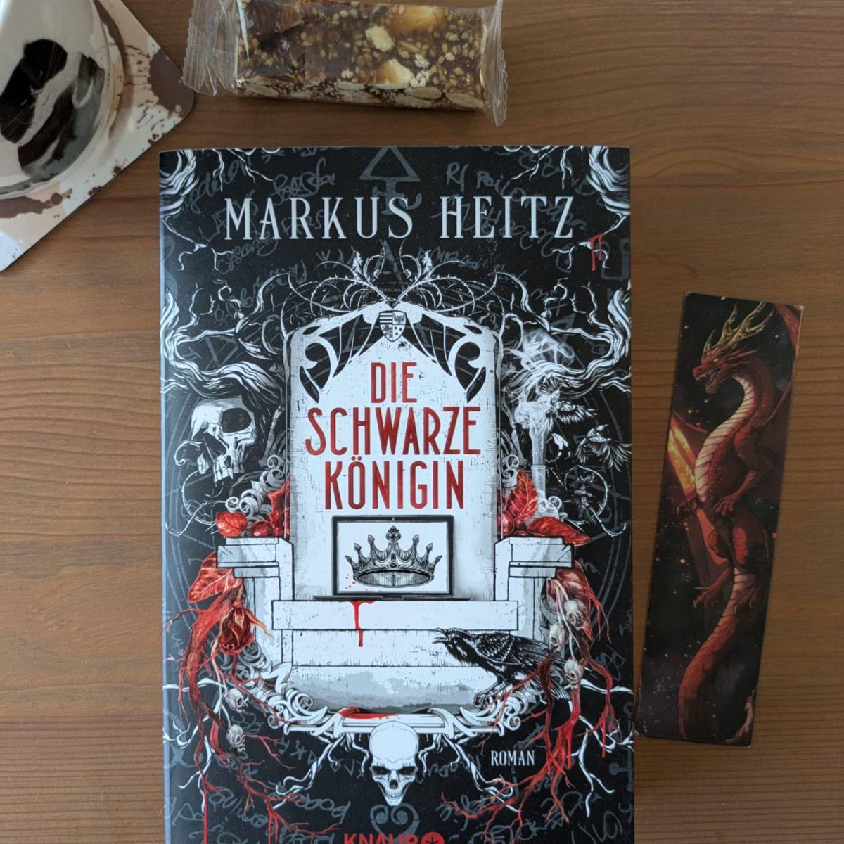 Die Schwarze Königin: Mit der Macht der Alchemie gegen&nbsp;Blutsauger